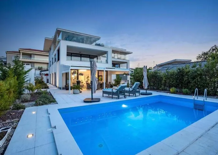 Bella ונטאצ'יצ'י