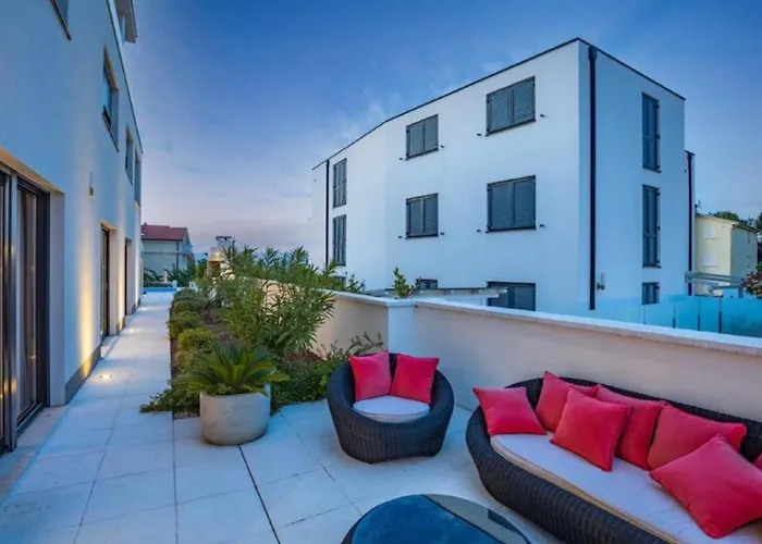 Bella ונטאצ'יצ'י